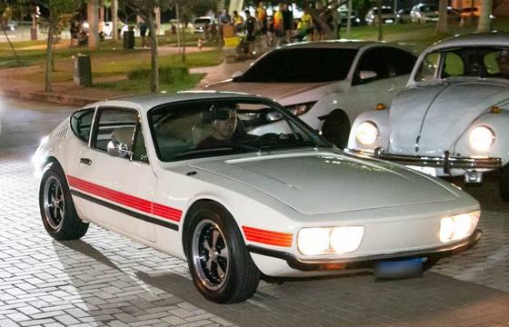 VOLKSWAGEN SP2 1.7 8V GASOLINA 2P MANUAL
